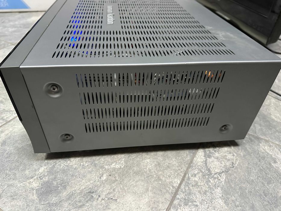 Harman Kardon AVR 132  Усилвател ресийвър Harman Kardon AVR 132
