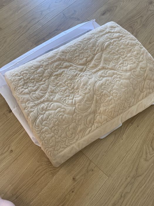 Покрывало на кровать