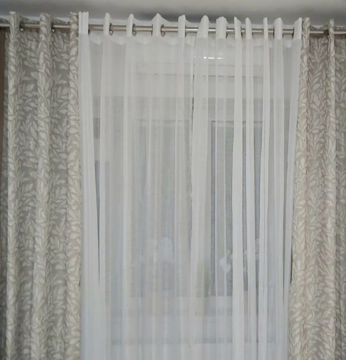 Set 2 x Draperii bej crem 140x260cm material fin mat cu accente lucios