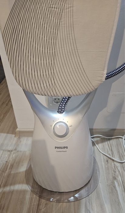 Aparat de calcat vertical cu abur Philips ComfortTouch GC557/30