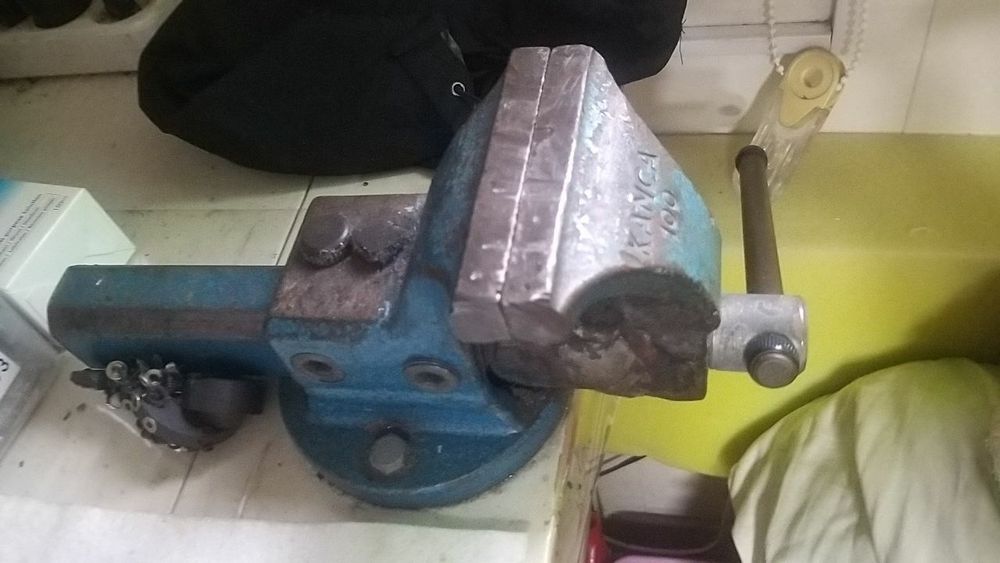 Продаются набор ключей и всякие вещи