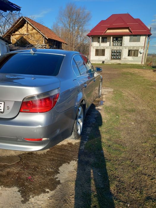 Vând Bmw e60 525d