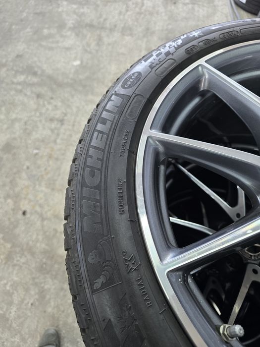 4 Броя Спорт Пакет Michelin 265/40/19 6,7mm / 295/35/19 6mm