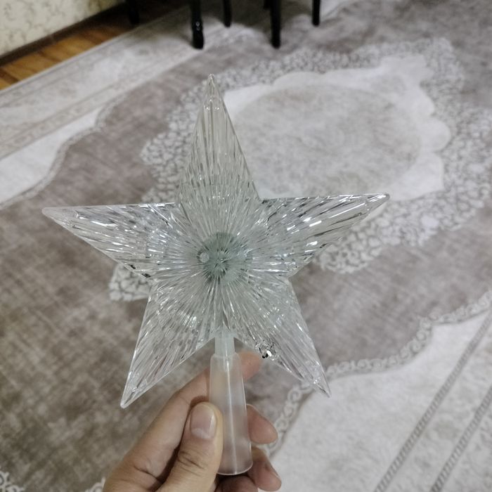 Звезда на ёлку новая без дифектов