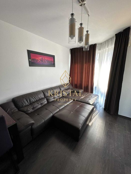 Продава се Двустаен апартамент в к.к. Слънчев бряг - 67 кв.м за 1217 €/кв.м - Снимка #2