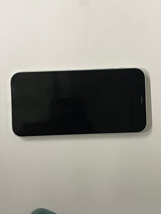 Продаю айфон 12 64гб/акб 76