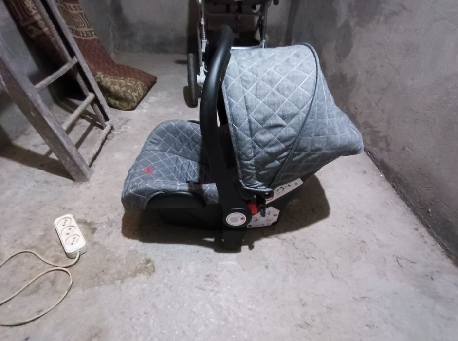 Продается детское автокресло
