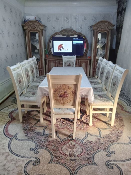 Stol sutul 10tali sotiladi