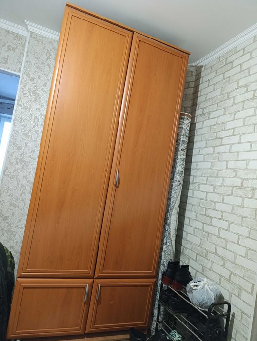 Шкаф в прихожую 8000