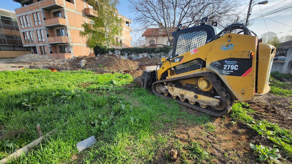 Santuri Fundatii Buldoexcavator bobcat Defrisare Compactor