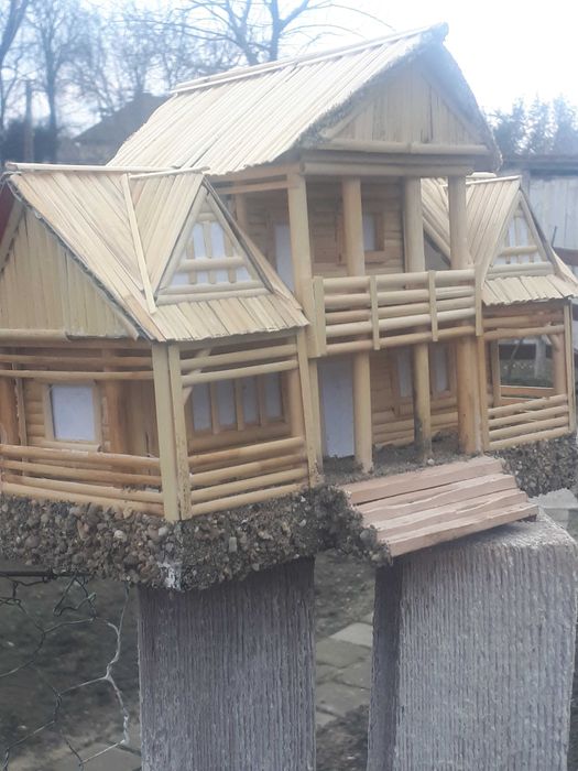 Căsuță țărănească din trestie rustică facuta manual