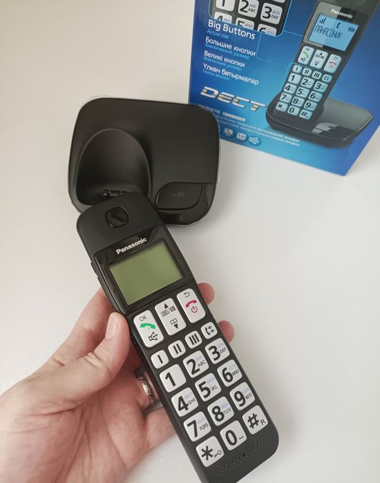 Радиотелефон Panasonic KX-TGE110