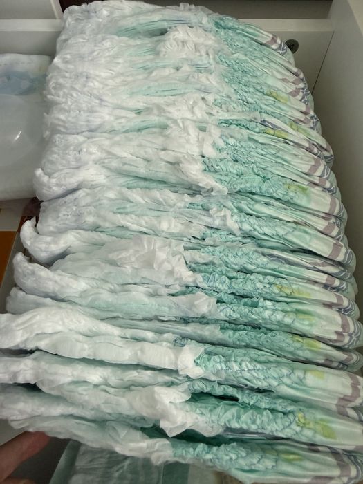 Памперси 28 броя