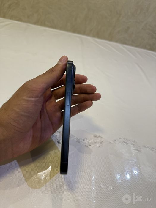 Iphone 15 pro в идеальном состоянии
