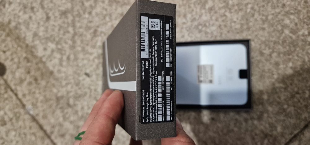 Samsung S26 новый 256гб