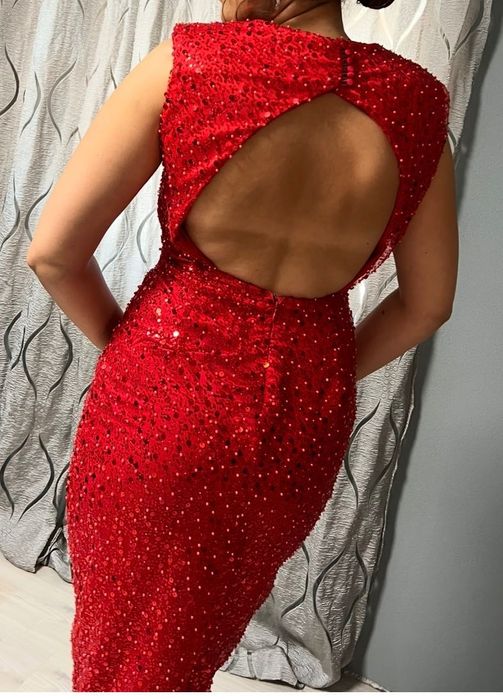 Rochie cu spatele gol