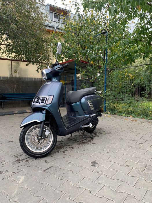 Scuter BSK LEON - 50 cc - 25km/h
