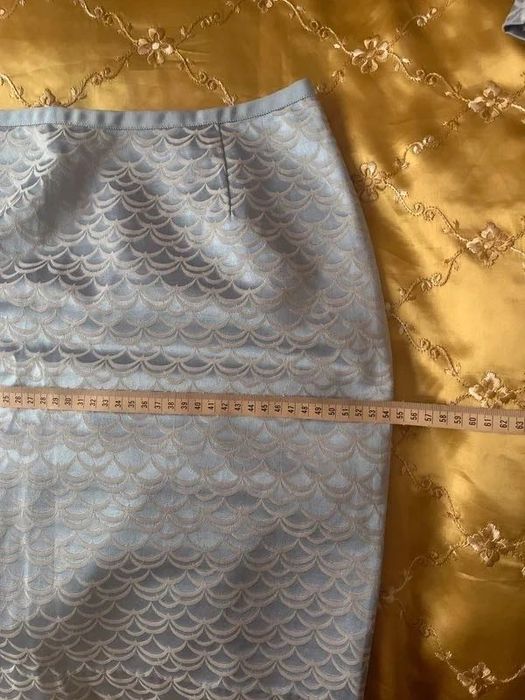 Costum-rochie, compus din bluza peplum si fusta