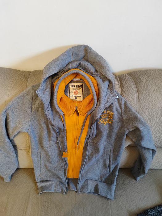 Анураци - два модела