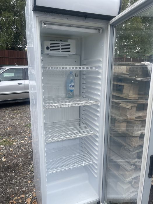 Продам  холодильник