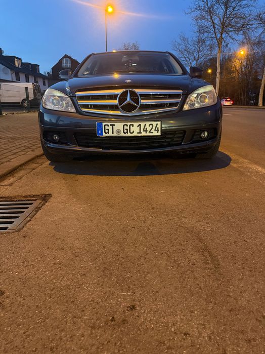 Mercedes Benz C220