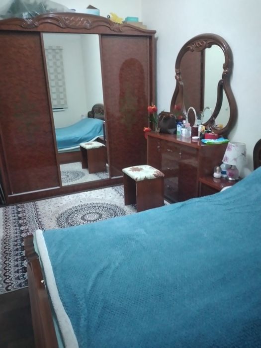 Срочно квартира сотамиз ичидаги мебеллар билан янги дом