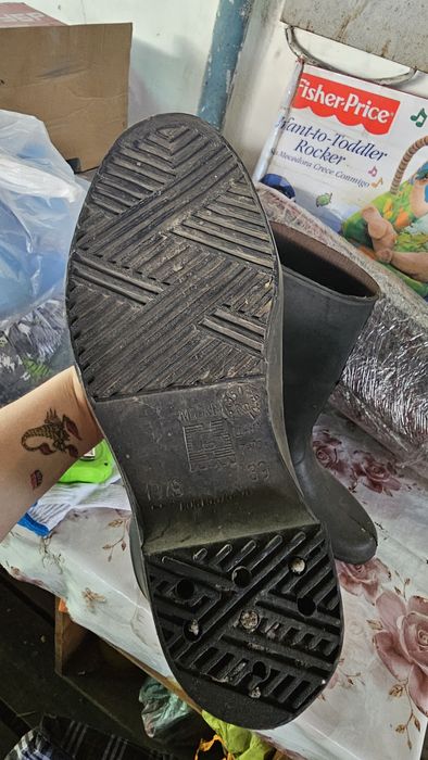 Резиновые сапоги рр 39