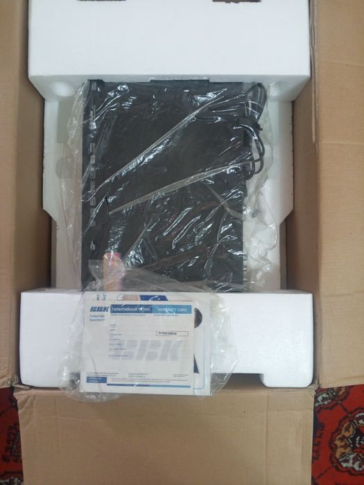 Продаётся домашний кинотеатр