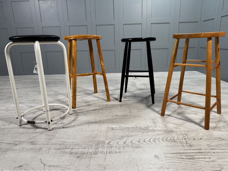Винтидж високи табуретки - бар стол Р258, Р338, Г360