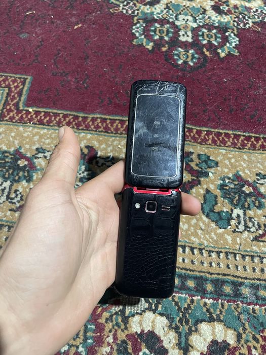 Telefon sotiladi lugushka