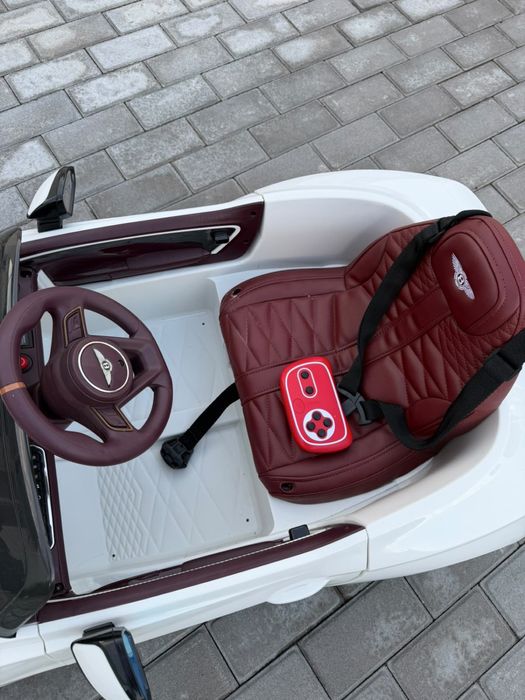Продам детский электромобиль Bentley