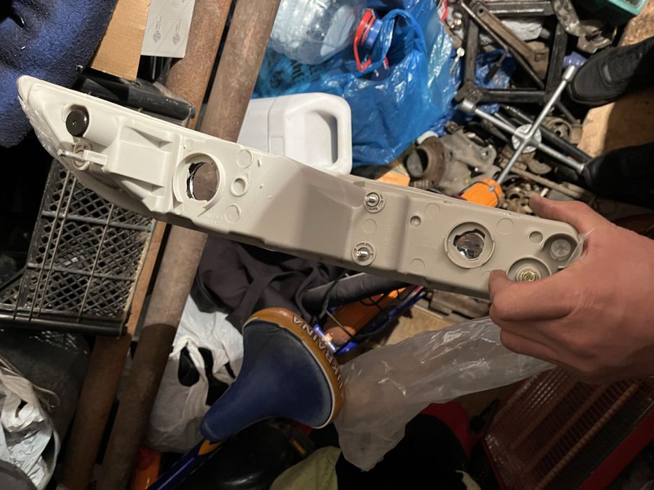 Продам новую противотуманку