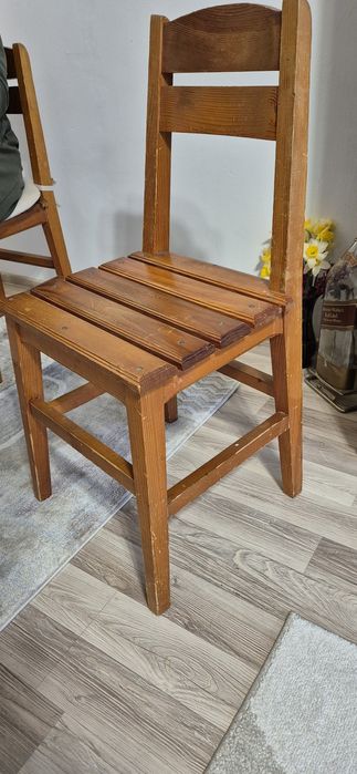 Трапезна маса и 6бр столове и шкаф за обувки