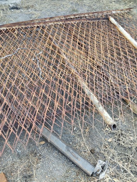 Сетка продаю на забор и.т