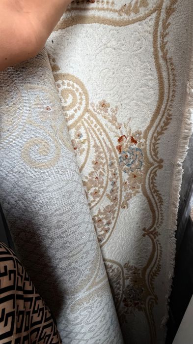 Ковры срочно нужно продать