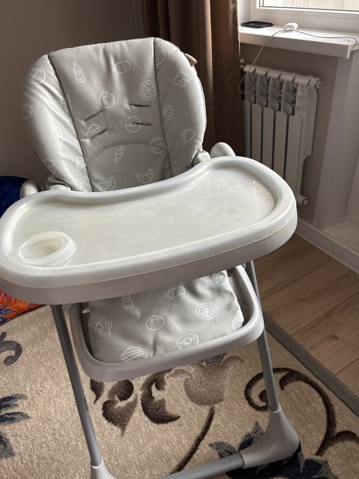 Детский стульчик для кормлениЯ