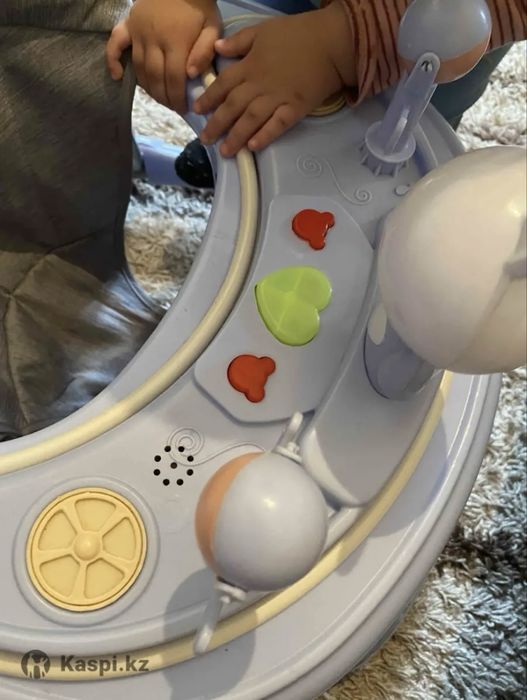 Ходунок музыкальный