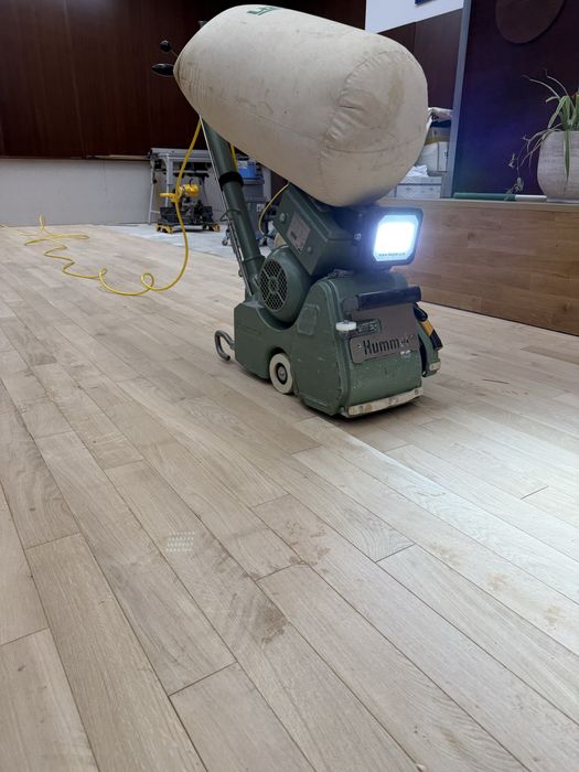 Montam, slefuim parchet masiv si stratificat