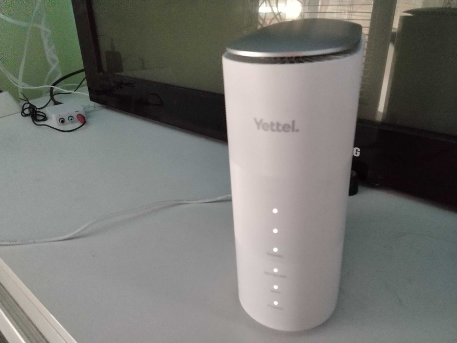 последен модел 5G сим карти рутер за мобилен интернет на Иетел 2025 г.