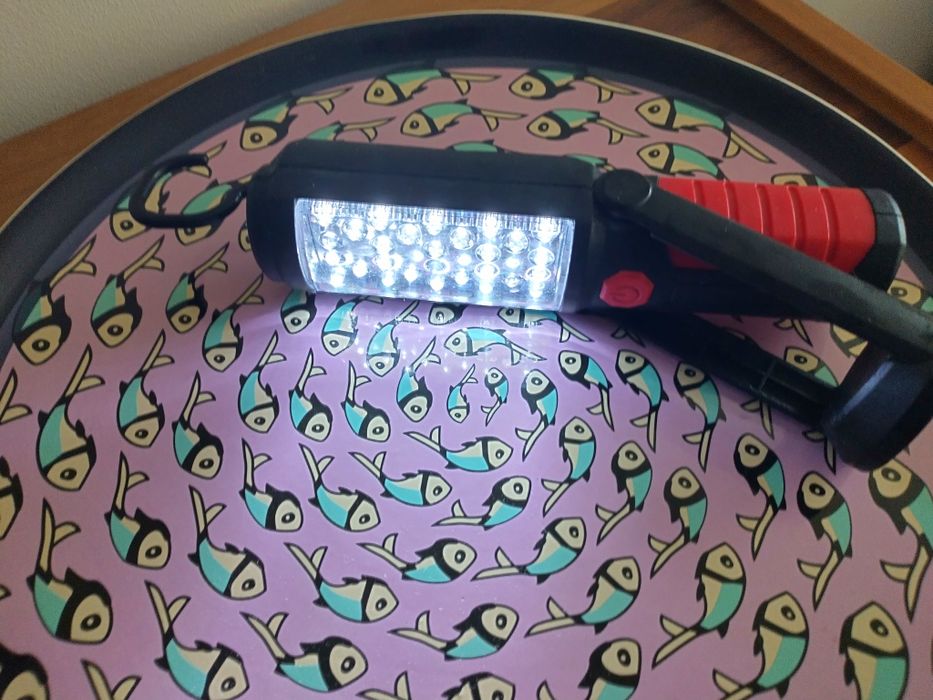 Оригинален професионален прожектор ( фенер, батерия )