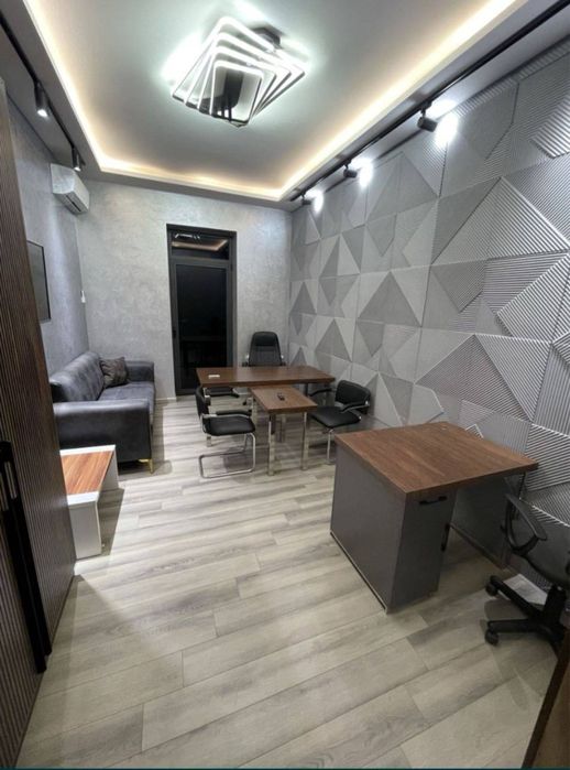 Сдается в аренду помещение/Евро офис с мебелью и техникой 80м2 - ЦУМ