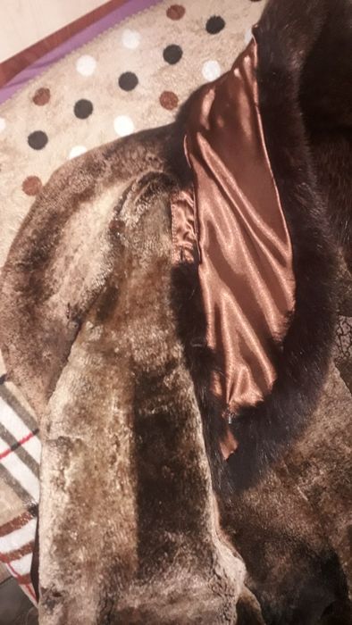 Продаю Дубленку 46