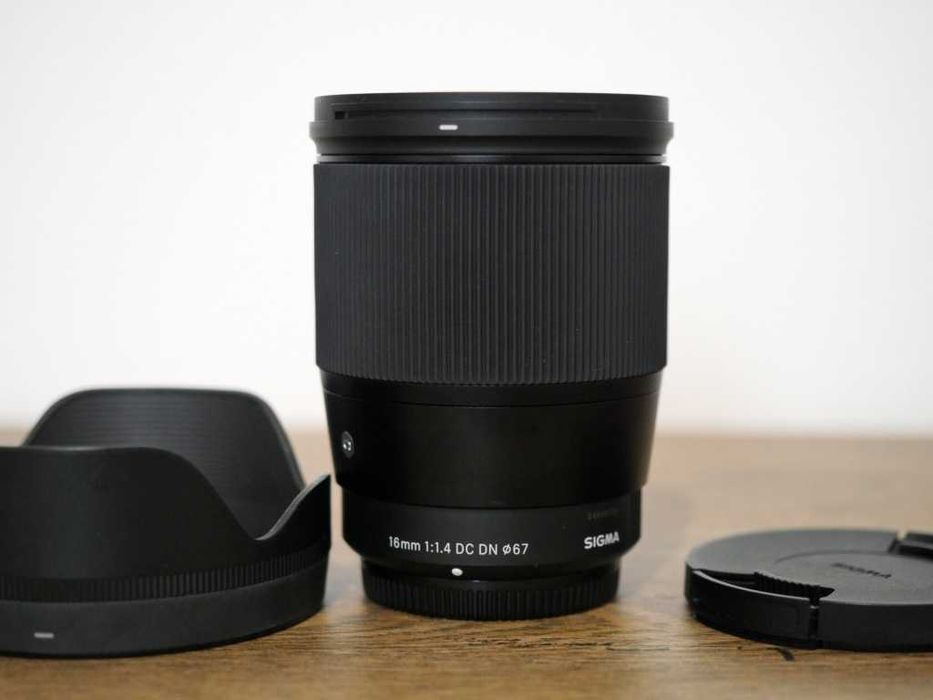 Sigma 16mm f/1.4 DC DN Contemporary - Micro 4/3