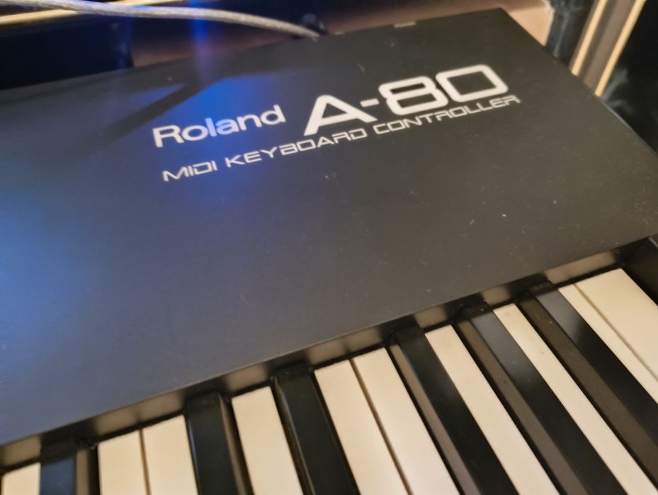 Roland A80 professional MIDI keyboard
