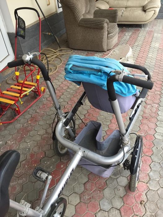 Вело коляска Европа отличного качества.