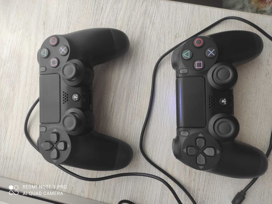 Продаётся PlayStation 4