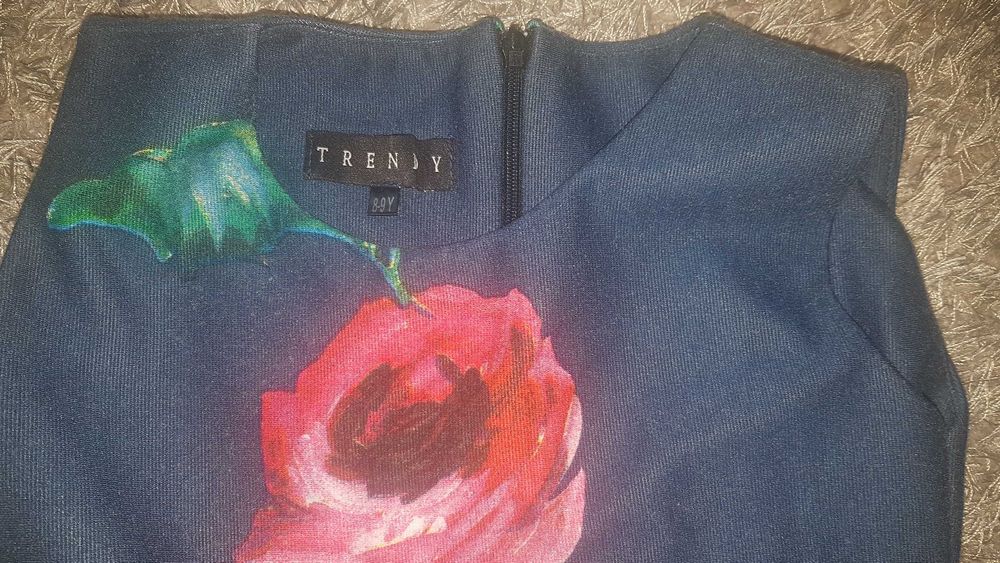 Рокля акварелни рози с болеро