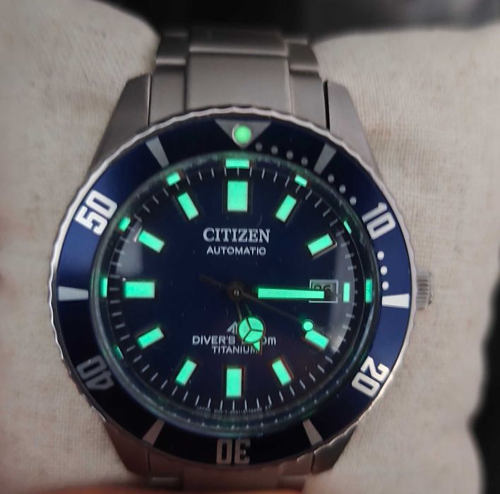 Ceas Citizen Professional 200m Titanium