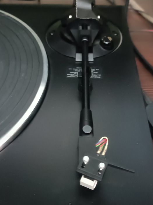 Проигрыватель винила Pioneer PL-335 Turntable