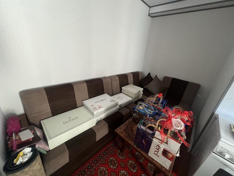 Yumshoq mebel stol bn